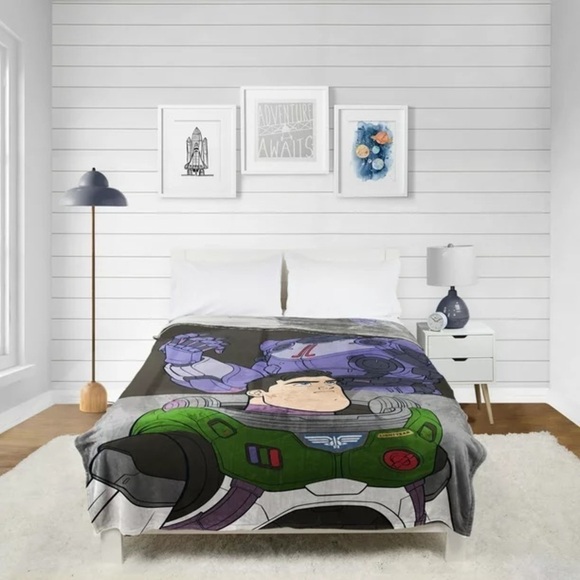 💋 New Boys Buzz Lightyear Inner Space Kids Blanket, 62 x 90, Microfiber, Gray - Picture 4 of 8